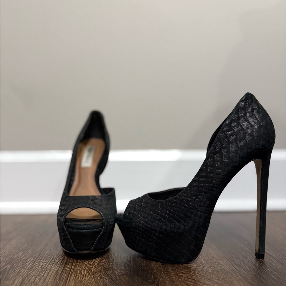 Elegant Black Peep-Toe Heels